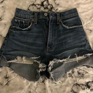 EUC Abercrombie & Fitch Mom Short